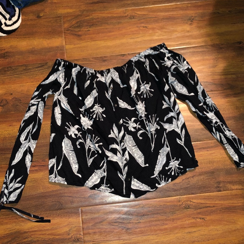 Roxy Black and White Button Off The Shoulder Top